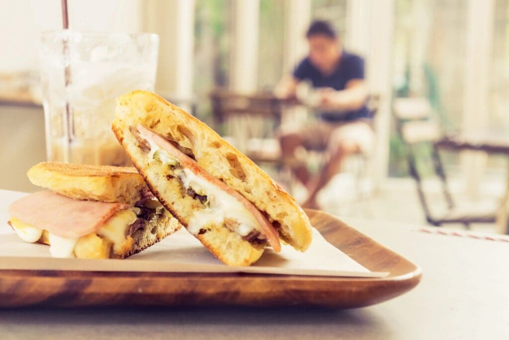 A close up of a sandwich on a plate