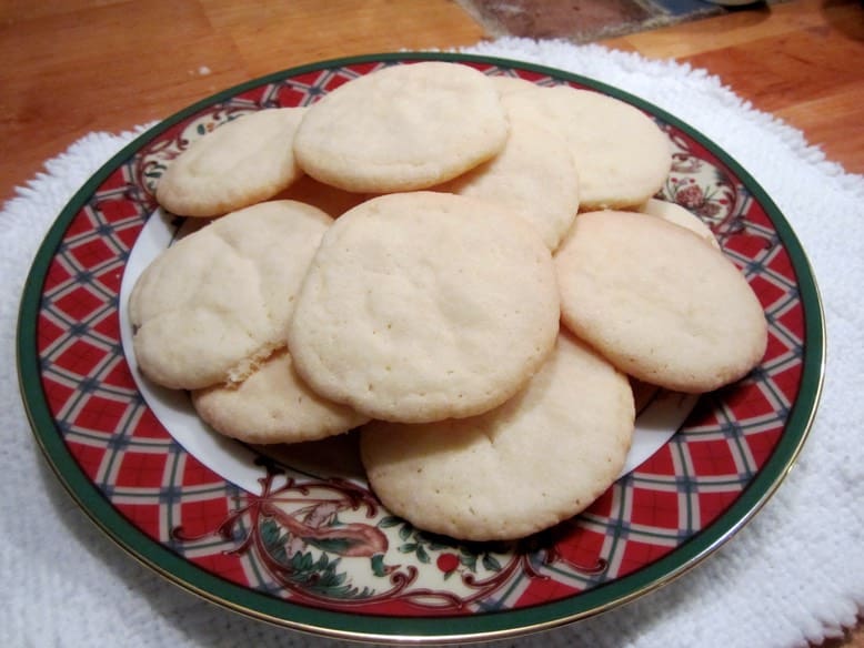 A plate of cookies on top of a table.