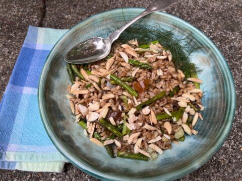 Farro salad with asparagus and almonds.